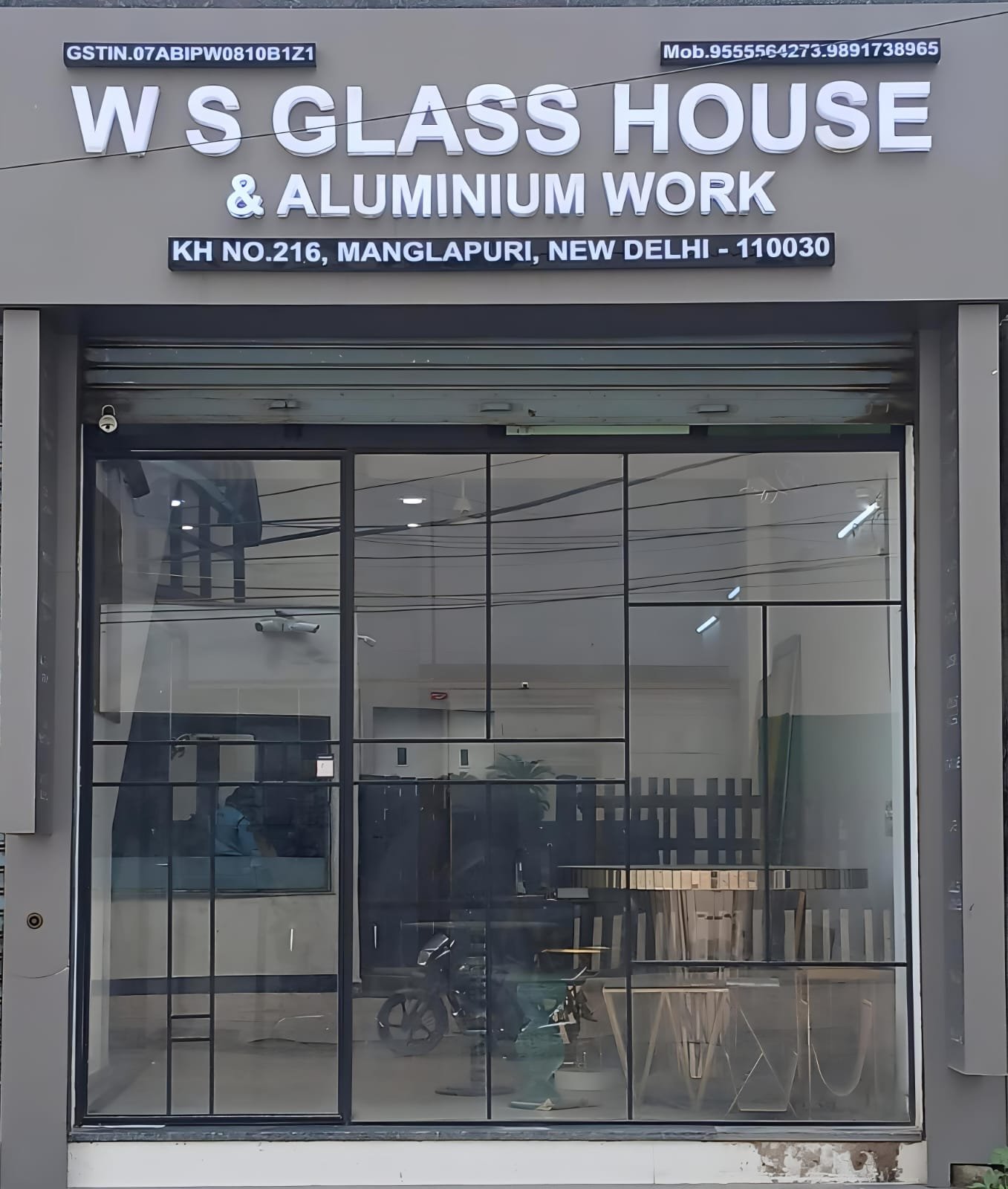ws Glass House Manglapuri office